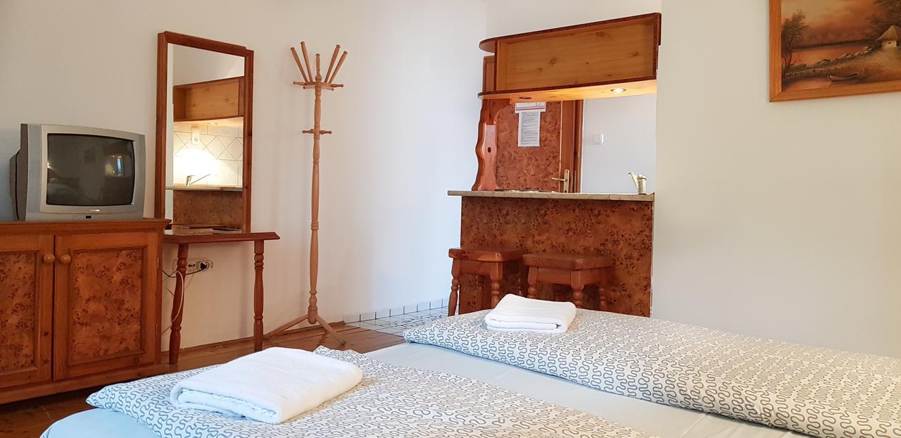 גיור Hotel Paar Szieszta מראה חיצוני תמונה